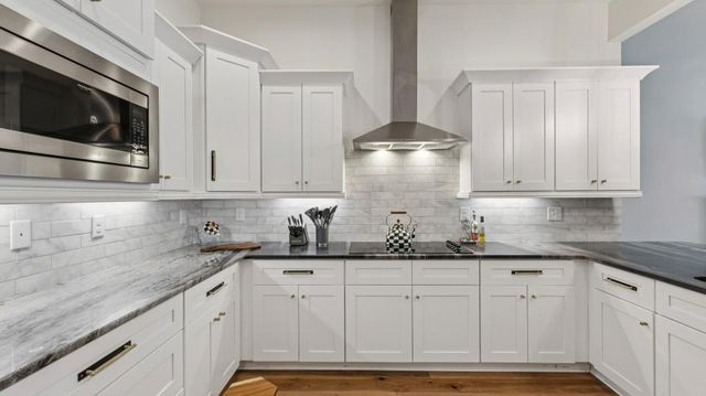 9525 Glacial Lane, Fairburn, GA 30213