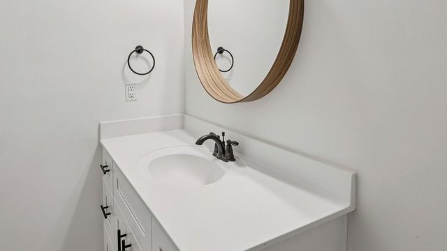 9525 Glacial Lane, Fairburn, GA 30213