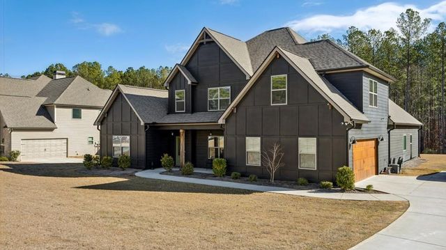 9525 Glacial Lane, Fairburn, GA 30213
