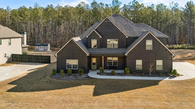 9525 Glacial Lane, Fairburn, GA 30213