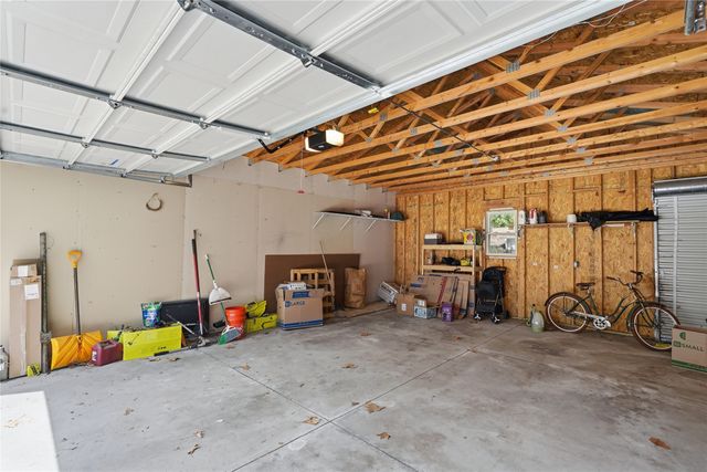 2214 50th Street, Des Moines, IA 50310