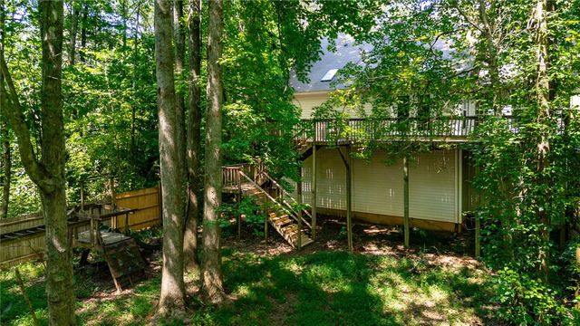 210 Briarcliff Road, Central, SC 29630