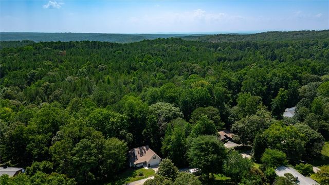 210 Briarcliff Road, Central, SC 29630