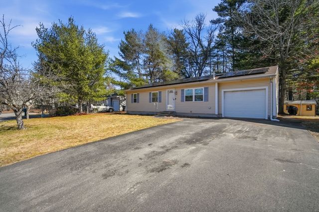 239 Hanson Dr, Springfield, MA 01128