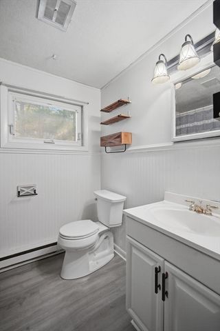 239 Hanson Dr, Springfield, MA 01128