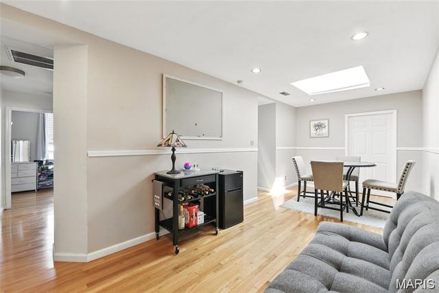 2416 S 12th Street A, St Louis, MO 63104