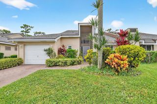 6869 Fountains Circle 6869, Lake Worth, FL 33467