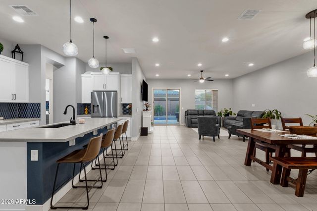 7444 W SPUR Drive, Peoria, AZ 85383