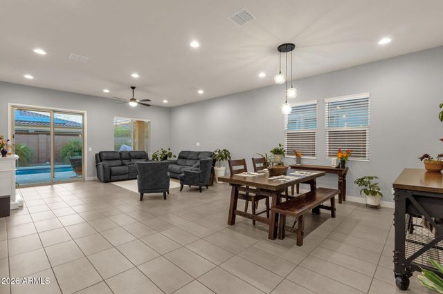 7444 W SPUR Drive, Peoria, AZ 85383
