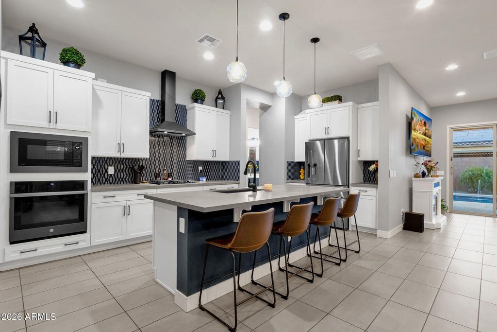 Image 13 of property listing at 7444 W SPUR Drive, Peoria, AZ 85383