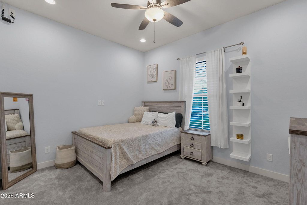 Image 27 of property listing at 7444 W SPUR Drive, Peoria, AZ 85383