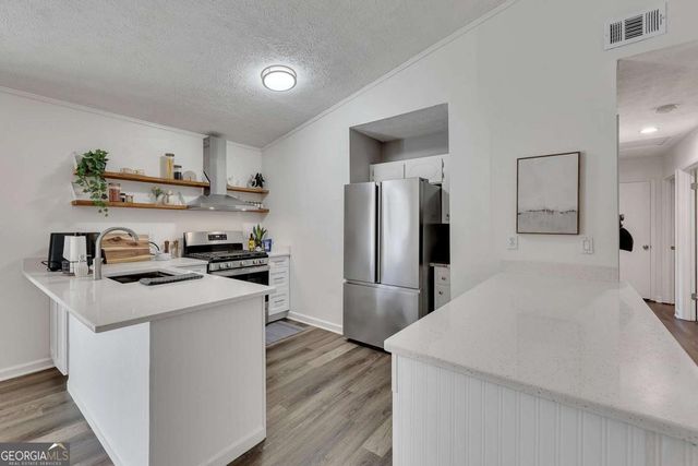 3256 Stonewall Drive NW, Kennesaw, GA 30152