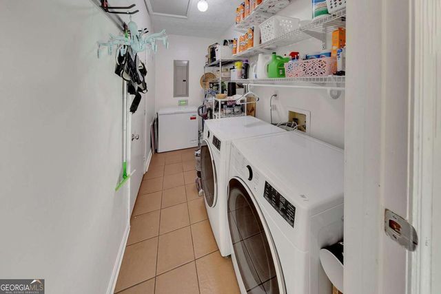 3256 Stonewall Drive NW, Kennesaw, GA 30152