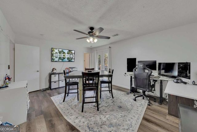 3256 Stonewall Drive NW, Kennesaw, GA 30152