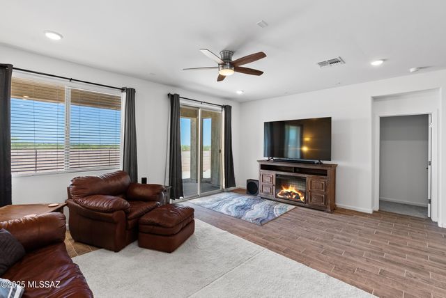 10072 S Arnold Ranch Road, Vail, AZ 85641