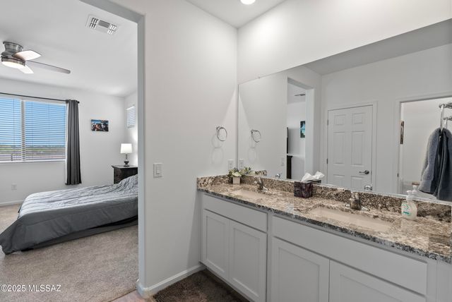 10072 S Arnold Ranch Road, Vail, AZ 85641