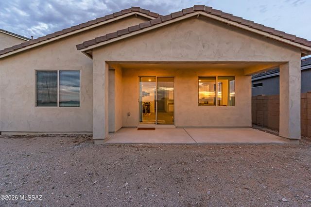 10072 S Arnold Ranch Road, Vail, AZ 85641