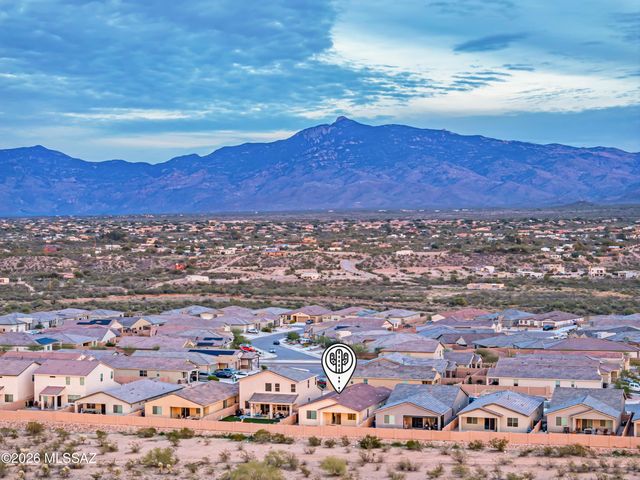 10072 S Arnold Ranch Road, Vail, AZ 85641