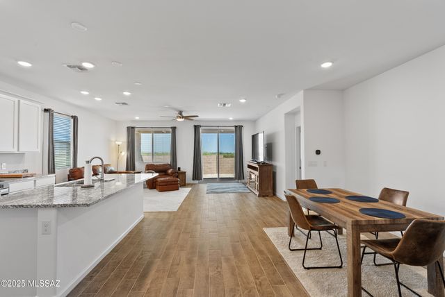 10072 S Arnold Ranch Road, Vail, AZ 85641