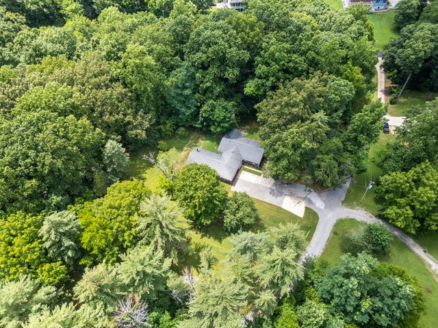 132 Highland Dr, Portland, TN 37148
