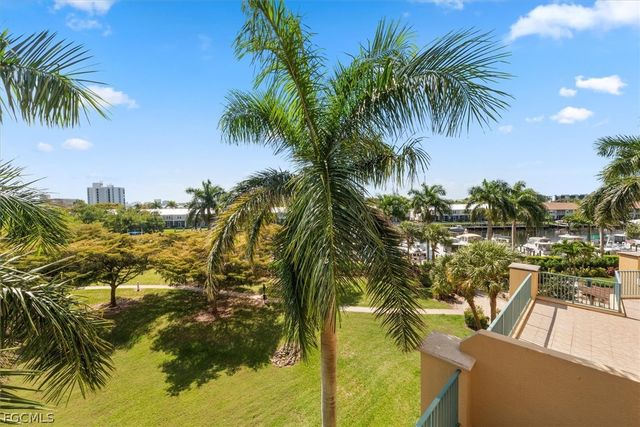 3414 Hancock Bridge PKWY 403, North Fort Myers, FL 33903