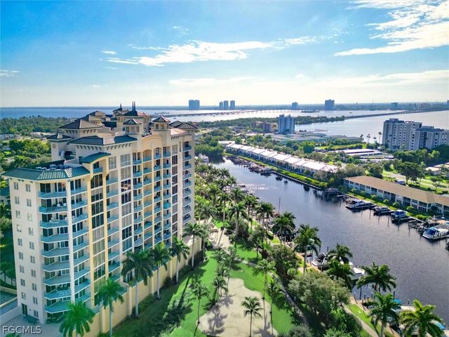 3414 Hancock Bridge PKWY 403, North Fort Myers, FL 33903