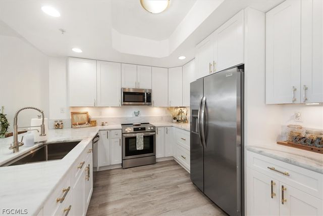 3414 Hancock Bridge PKWY 403, North Fort Myers, FL 33903