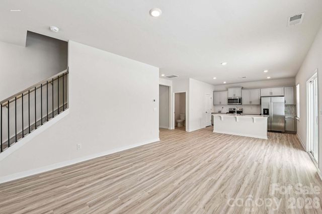 472 Dazzle Loop, Newton, NC 28658