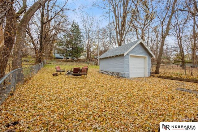 3735 N 43rd Street, Omaha, NE 68111