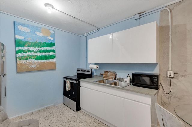 DEL VALLE ST. 413 MAGDALENA, Santurce, PR 00915