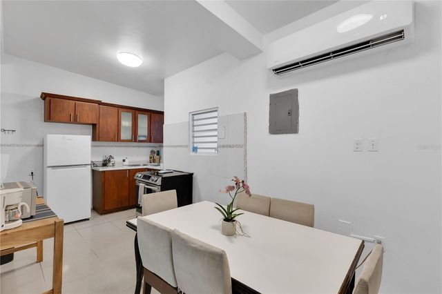 DEL VALLE ST. 413 MAGDALENA, Santurce, PR 00915