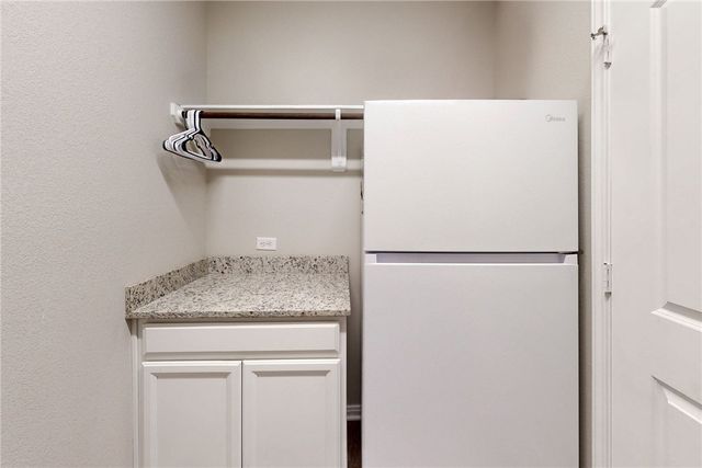 6317 Eldora Drive, College Station, TX 77845