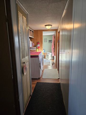 20 Cedar Lane, Sandwich, IL 60548