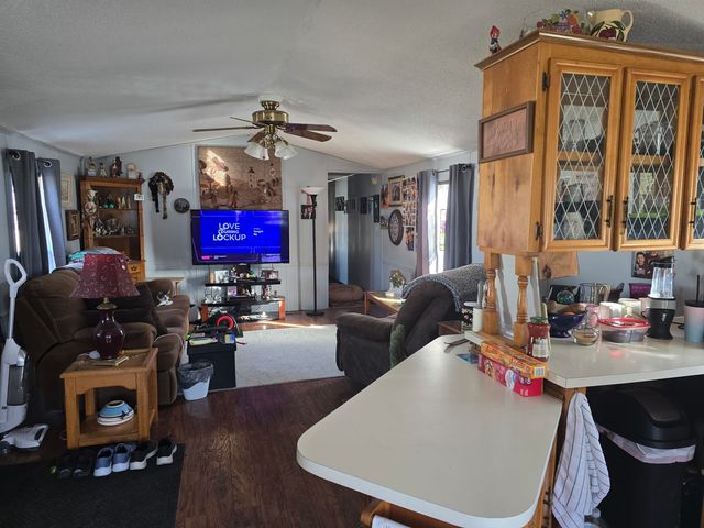 20 Cedar Lane, Sandwich, IL 60548