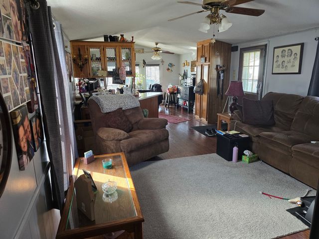 20 Cedar Lane, Sandwich, IL 60548