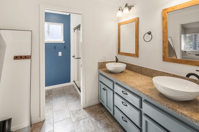 8272 Woodlake Hills Dr, Orangevale, CA 95662