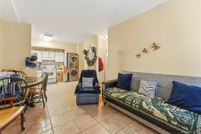 1556 Longfellow Avenue, Bronx, NY 10460