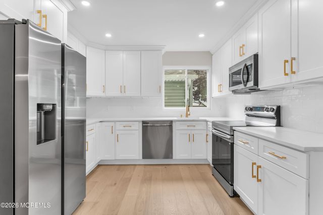 29 Mulberry Court D, Brielle, NJ 08730