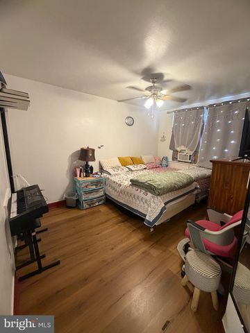 3337 OAKMONT ST, Philadelphia, PA 19136