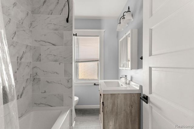 4357 W Philadelphia Street, Detroit, MI 48204