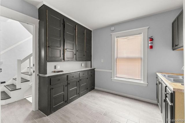 4357 W Philadelphia Street, Detroit, MI 48204