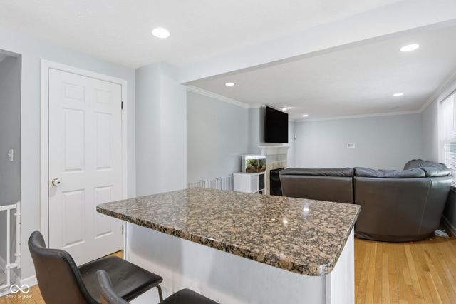 9111 Ditch Road, Indianapolis, IN 46260