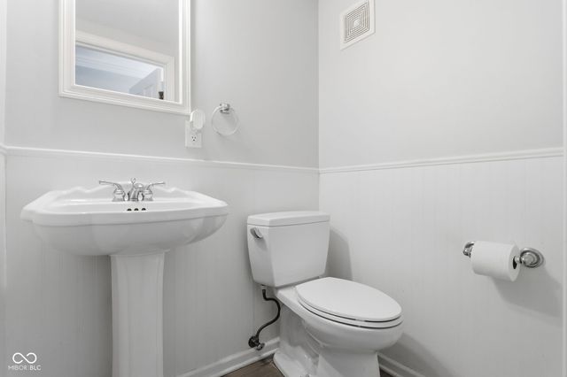 9111 Ditch Road, Indianapolis, IN 46260