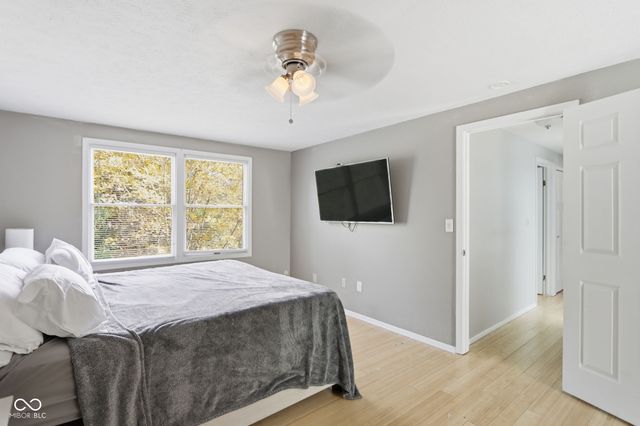 9111 Ditch Road, Indianapolis, IN 46260