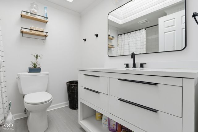 9111 Ditch Road, Indianapolis, IN 46260