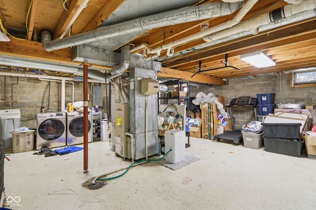 9111 Ditch Road, Indianapolis, IN 46260