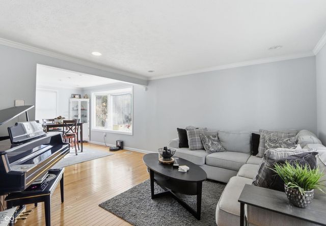 9111 Ditch Road, Indianapolis, IN 46260