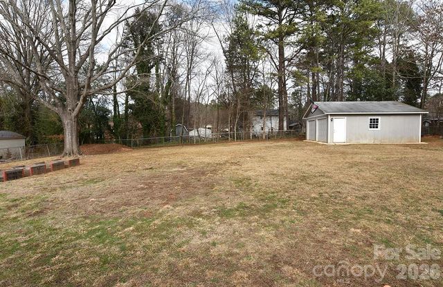 470 Nestlewood Lane, Salisbury, NC 28144