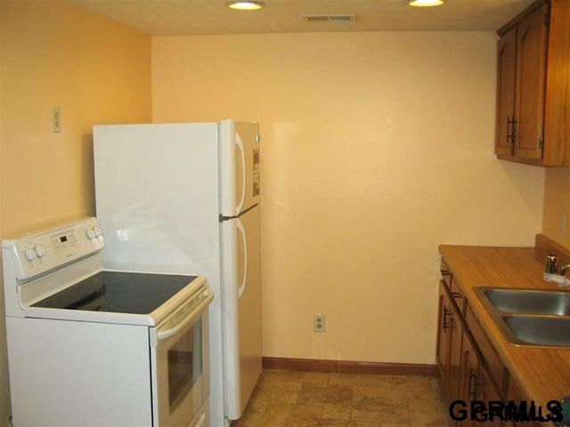 624 S 8th St #2 Street, Plattsmouth, NE 68048