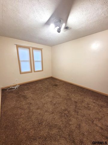 624 S 8th St #2 Street, Plattsmouth, NE 68048